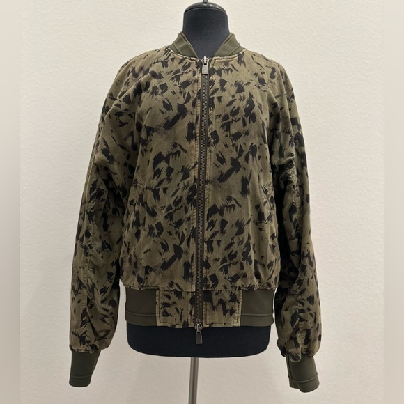 ELEVEN PARIS Camo Bomber Jacket - Picture 3 of 17